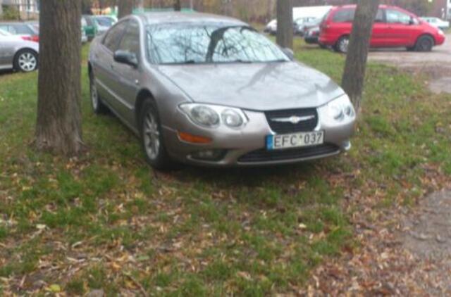 Vietų automobiliams bus dukart daugiau