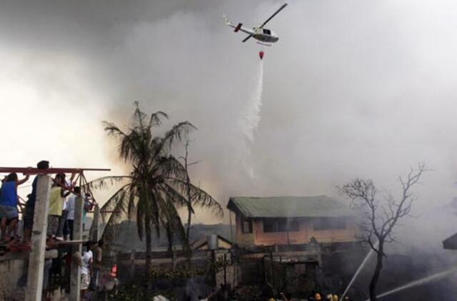 Filipinuose į mokyklą įsirėžė lėktuvas, 11 žuvusiųjų