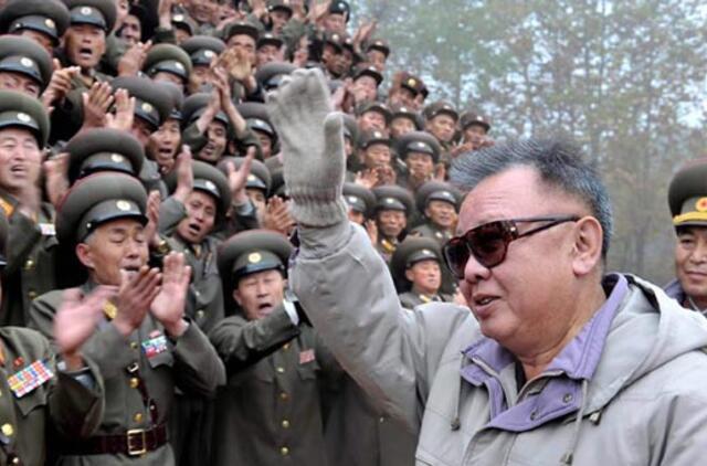 Kiniją nuliūdino žinia apie Kim Čen Iro mirtį