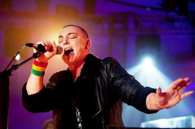 Prieš kelias savaites ištekėjusi dainininkė Sinead O‘ Connor skelbia apie skyrybas