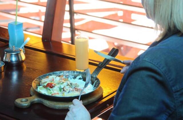 Tyrimas: daugiau nei pusė vėžio susirgimo atvejų priklauso nuo gyvenimo būdo