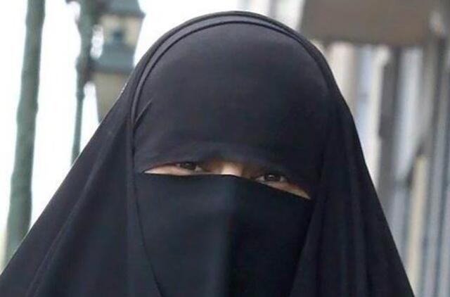 Afganistanietis nužudė žmoną, nes ji pagimdė jam trečią dukrą