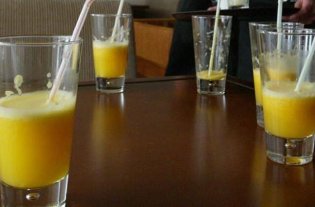 Apelsinų sulčių kainos šoktelėjo iki rekordinių aukštumų