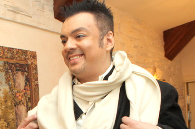 Filipas Kirkorovas lepina Alą Pugačiovą brangiomis dovanomis