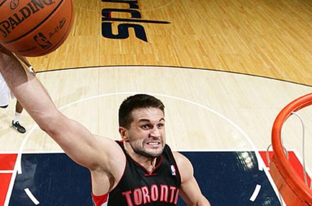 Linas Kleiza pelnė net 30 taškų, bet "Raptors" po pratęsimo pralaimėjo