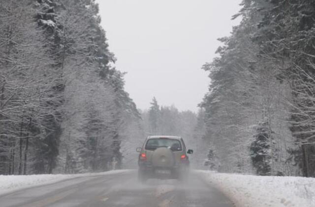 Rajoniniuose keliuose yra slidžių ruožų