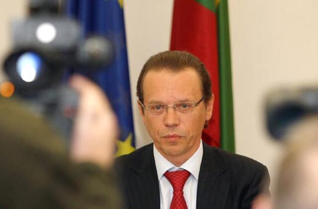 Algirdas Šemeta nusiteikęs iš ES finansų šešėlio ištraukti 3 trln. eurų