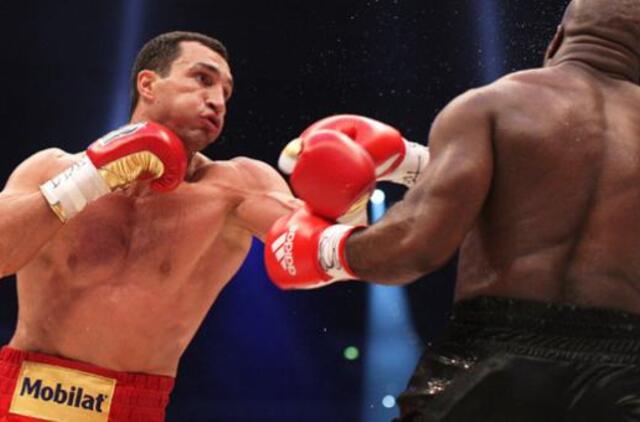 Boksininkas V. Kličko iškovojo 50-ąją pergalę nokautu (video)