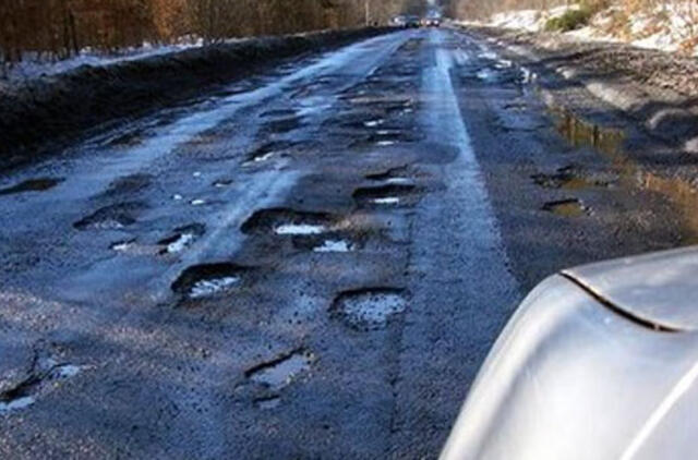 "Gazeta Wyborcza": Lenkijos mirties keliai