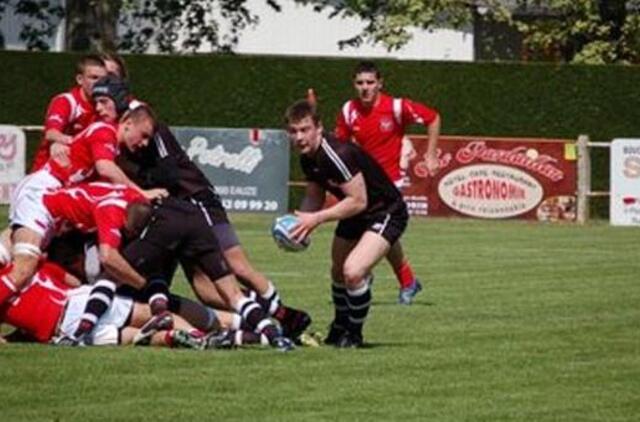 Jaunųjų regbio žaidėjų tikslas - neiškristi į žemesnį divizioną