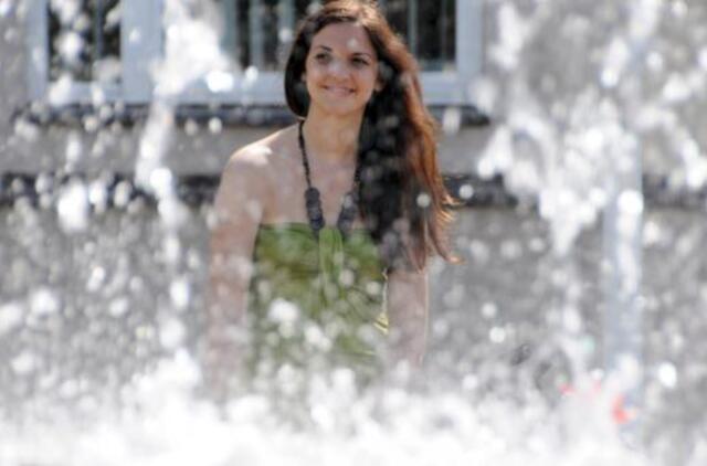 Kovo 8-oji: vardadieniai, dangaus kūnai, istorija