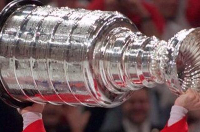 "Predators" ledo ritulininkai pratęsė pergalių seriją iki trijų