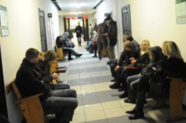 Registruotas nedarbas toliau kopia į rekordines aukštumas