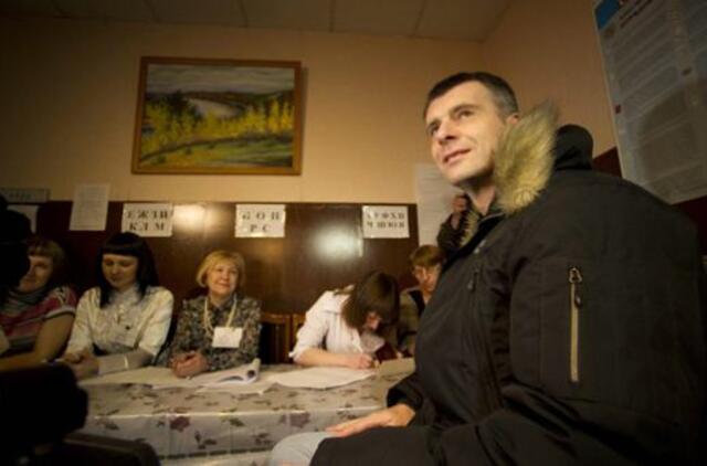 Rusija: M. Prochorovui vienas rinkėjo balsas kainavo 65 rublius, V. Putinui - 9 rublius