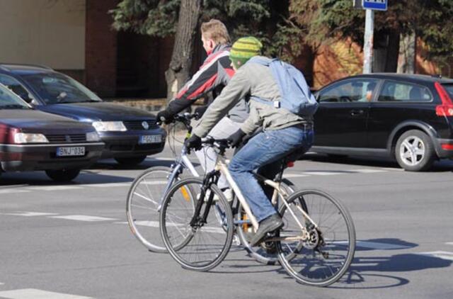 Dėl pačių dviratininkų kaltės - pusė eismo įvykių