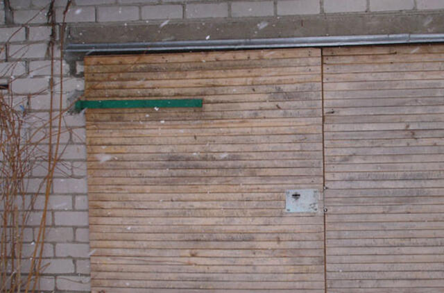 Kėdainiuose garaže sumuštas ir apiplėštas vyras