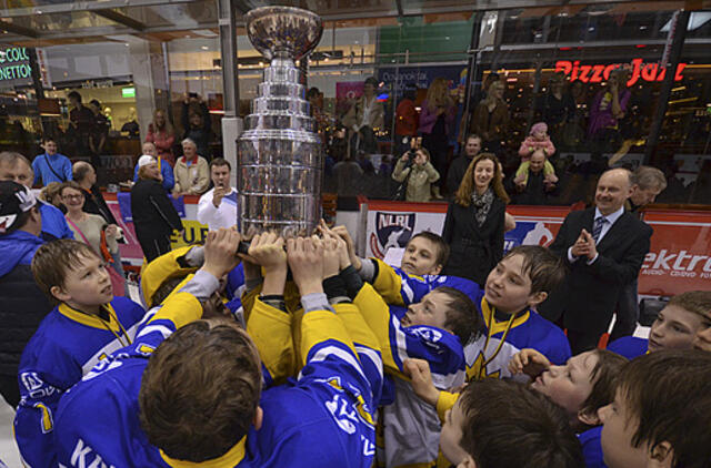 Nacionalinės vaikų ledo ritulio lygoje – Kaliningrado, Liepojos ir Vilniaus komandų triumfas