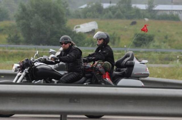 Ne visiems motociklininkų norams - žalia šviesa