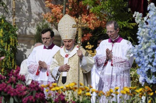Popiežius Velykų sekmadienį ragino siekti taikos ir stabilumo pasaulyje