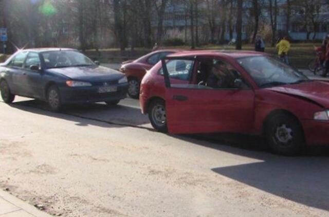 Triguboje avarijoje - sužeista keleivė