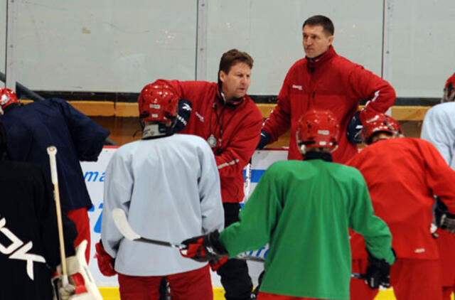 U-18 ledo rinktinės treneris: artimiausius 10 metų visada žaisime su vyresniais