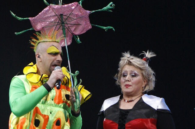 Unikali „Voro vestuvių“ scenografija koncertinio turo organizatoriams kainuos apie 350 tūkst. litų