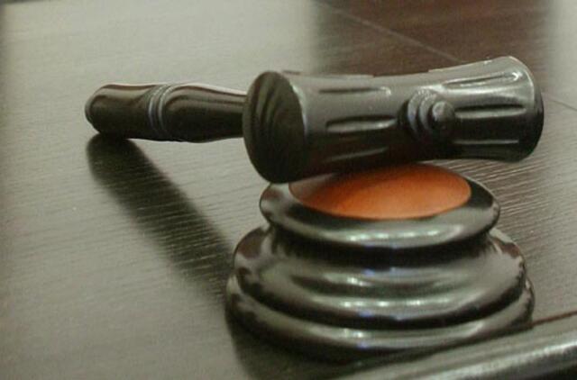 Žemėtvarkininkas nuteistas už piktnaudžiavimą tarnyba