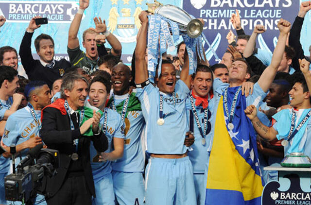 Anglijos futbolo čempionate - triumfavo "Manchester City"
