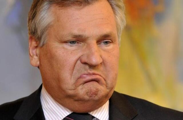 Buvęs Lenkijos prezidentas pripažino, kad šalyje buvo CŽV kalėjimų