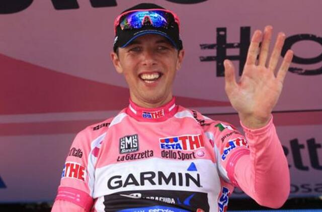 Dviratininkas Ramūnas Navardauskas išsaugojo "Giro d'Italia" lyderio poziciją