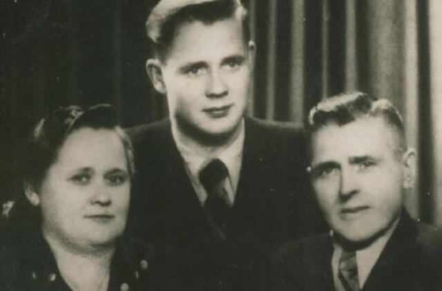 Klaipėdos akvarelės: namai ir žmonės (244)