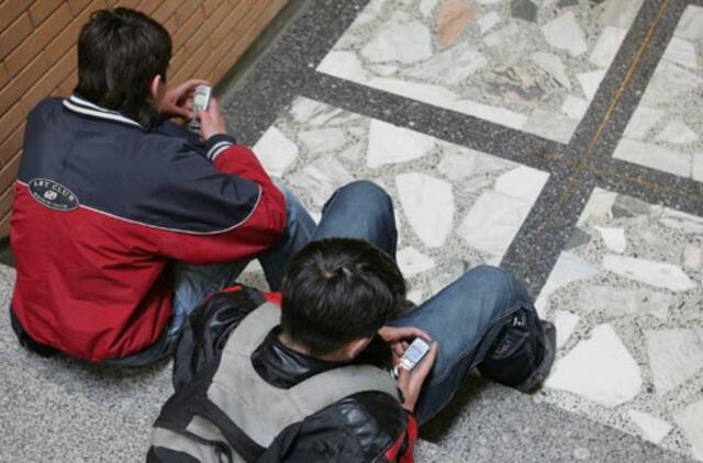 Klaipėdos mokyklose - tyrimas dėl mobiliųjų telefonų