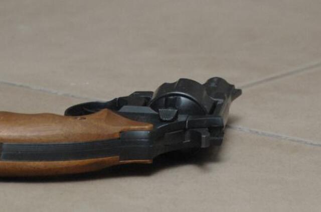 Taikos prospekte plėšikai grasina ginklais