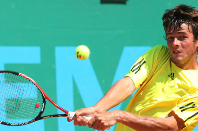 Tenisininkas Dovydas Šakinis pasitraukė iš turnyro Lenkijoje