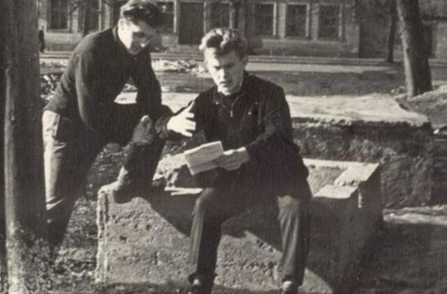 Klaipėdos akvarelės: namai ir žmonės (249)