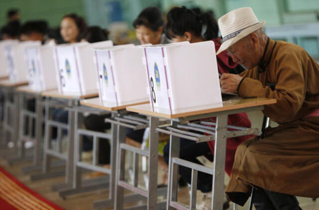 Mongolijoje vyksta parlamento rinkimai
