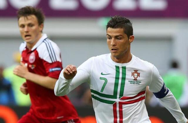 Portugalijos futbolininkai iškovojo pirmąją pergalę