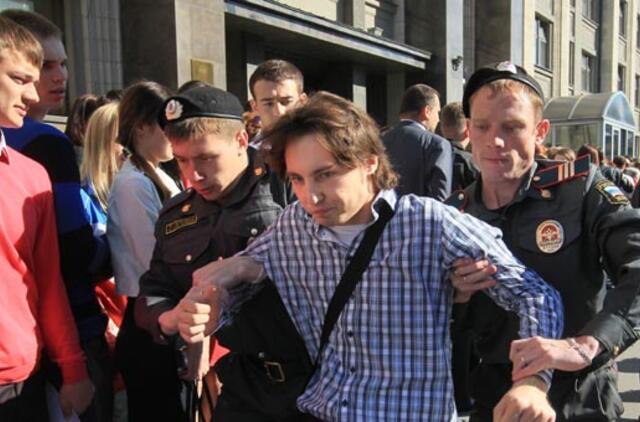 Rusai protestuoja prieš sugriežtintas baudas demonstrantams