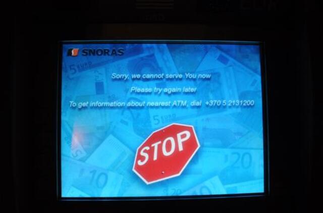 Saimonas Friklis neigia, kad Seimo komisijai nepateikė prašomos informacijos apie banko "Snoras" balansą