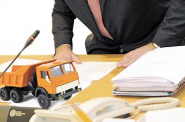 Tas Lietuvos premjeras džiaugiasi tais automobiliais