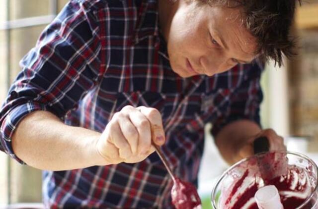 TV6 premjeroje Jamie Oliveris kviečia gaminti realiu laiku