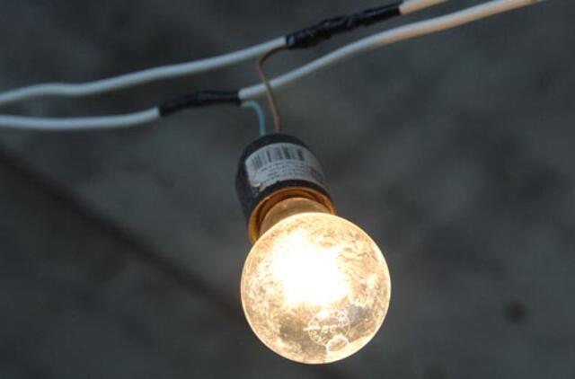 Žuvo savavališkai prie elektros skirstomojo tinklo bandęs prisijungti vyras