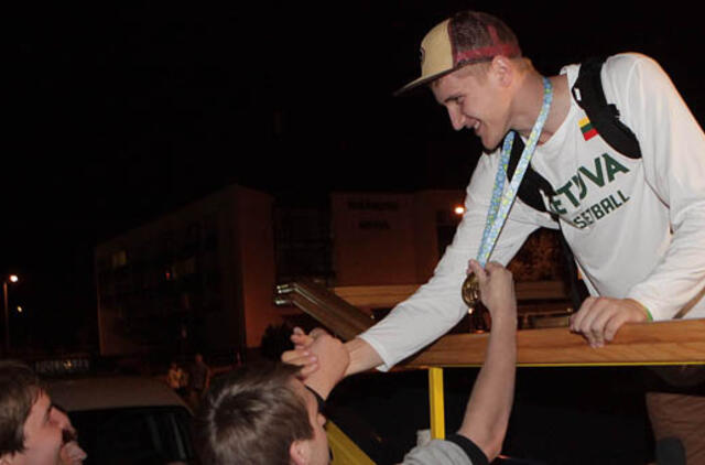 Auksiniai berniukai tapo vyrais