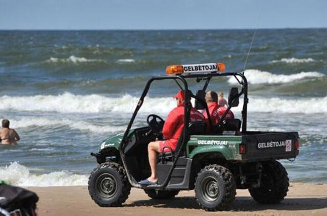 Dar viena karšta diena pajūrio gelbėtojams