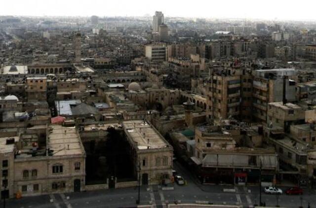 Naikintuvai bombarduoja Sirijos Alepo miestą