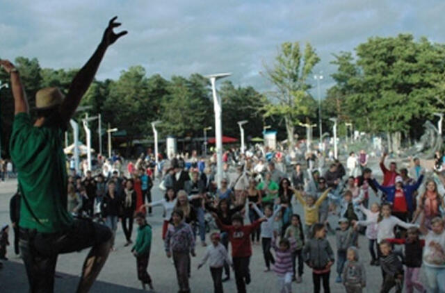 Šokių pamokomis sieks tapti šeimos kurortu