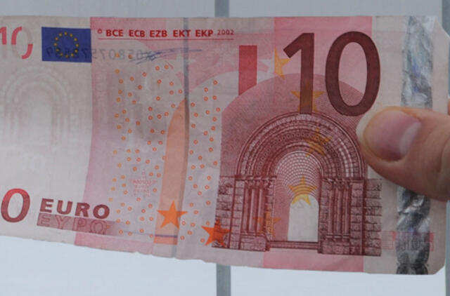 Tūkstančiams Ispanijos valdininkų baigiasi katino dienos