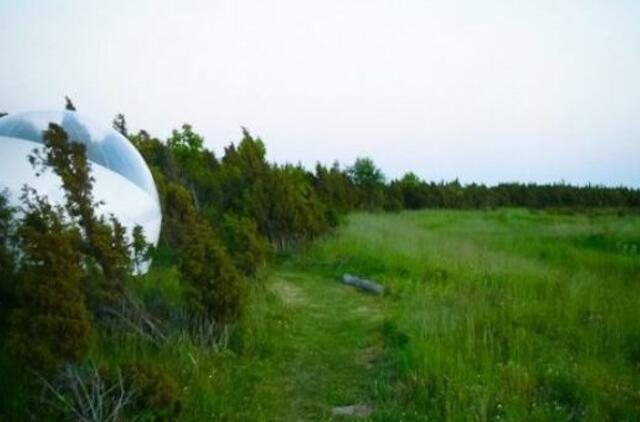 Viešbutyje-burbule siūlo mėgautis jūra ir žvaigždėmis