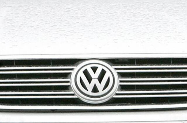 "Volkswagen" įsigis likusias 50,1 proc. "Porsche" akcijų