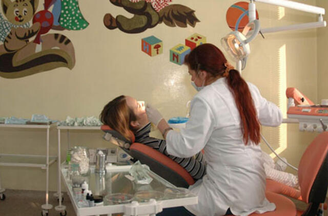 Dantų silantų programa stringa